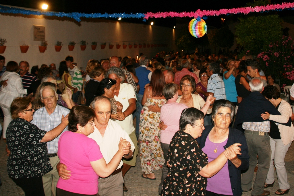 Sul Informação - “A Festa Sai à Rua” em São Brás para «noites quentes perfumadas com aromas campestres»