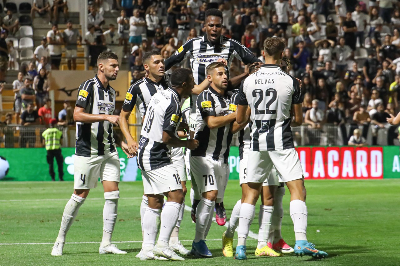 Sul Informação - Portimonense regressa às vitórias com golo ao cair do pano
