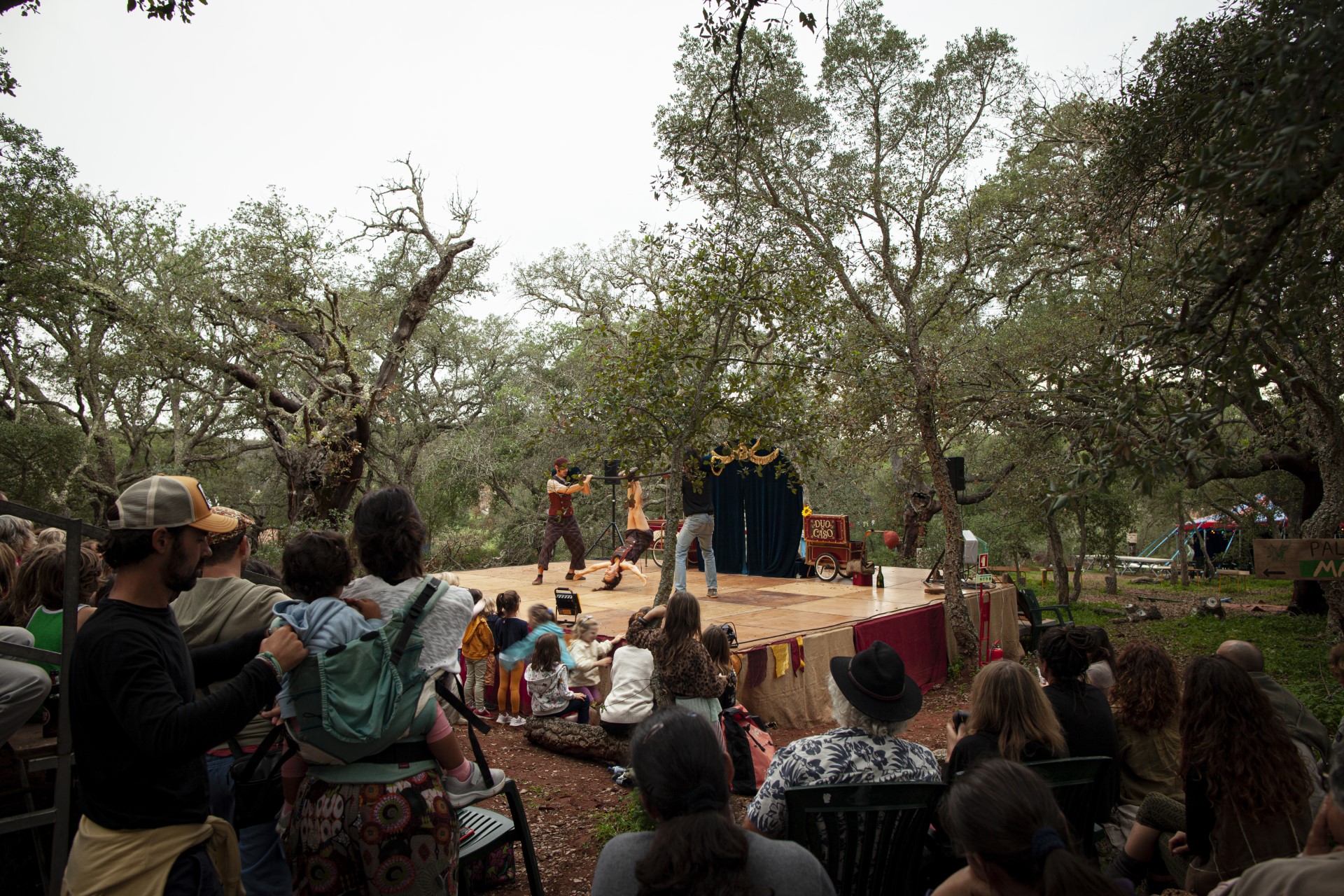 Sul Informação - Festival EmRaizArt volta a levar Circo Contemporâneo ao interior de Lagos