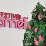 Sul Informação - Fotogaleria: Camélias já andam a mostrar a sua beleza nas Caldas de Monchique