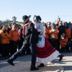 Sul Informação - Amendoeiras em flor enchem Alta Mora de gente com muita vontade de caminhar