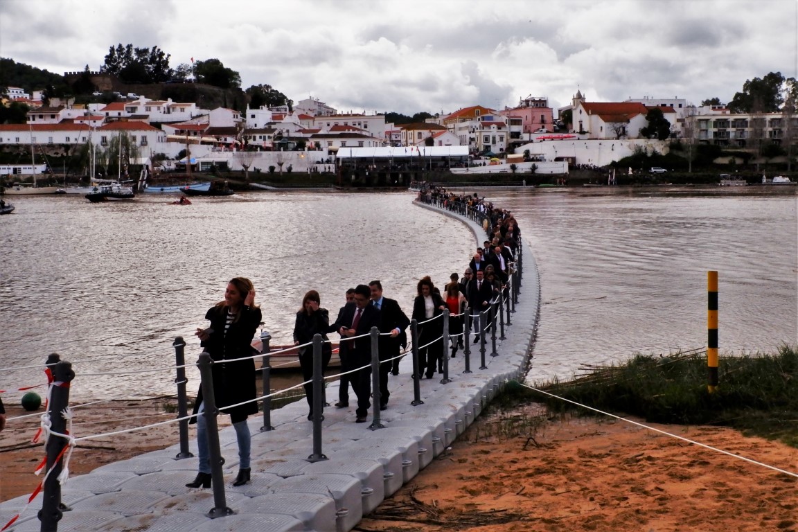 Sul Informação - Alcoutim e Sanlúcar voltam a contrabandear cultura e muita animação [com fotos]