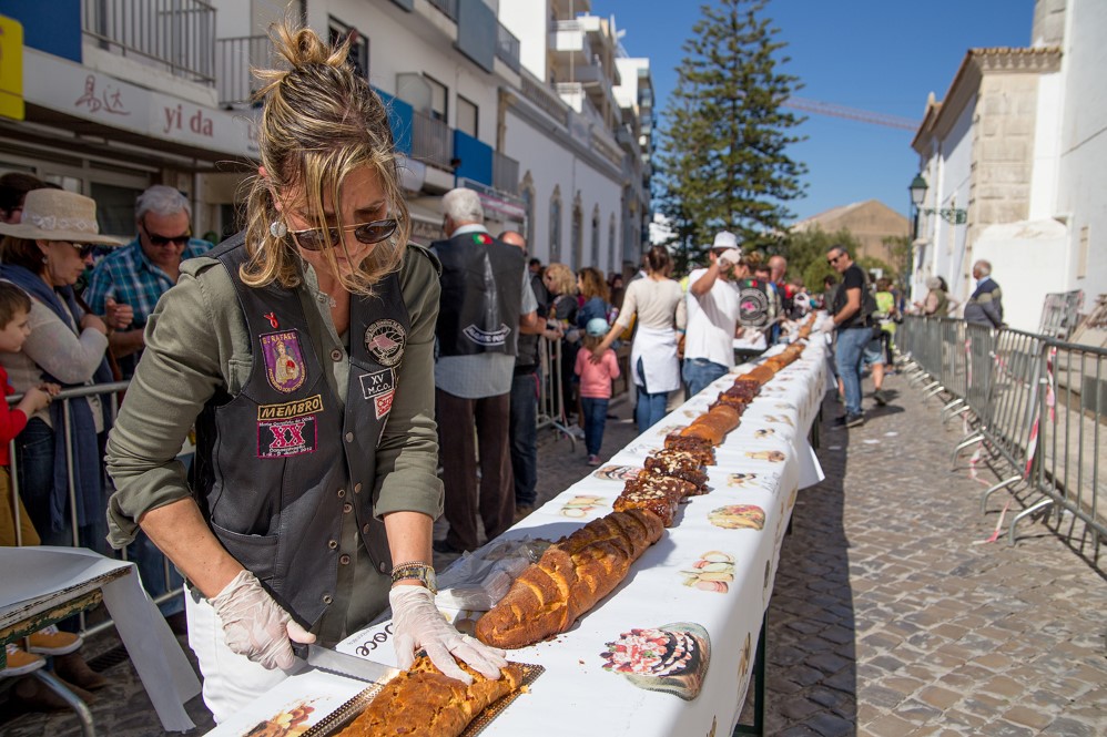 Sul Informação - Folar de carnes é mais uma estrela a juntar ao folar gigante de Olhão
