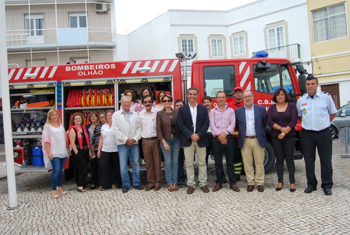 Sul Informação - Bombeiros de Olhão recebem veículo de combate a incêndios de nova geração
