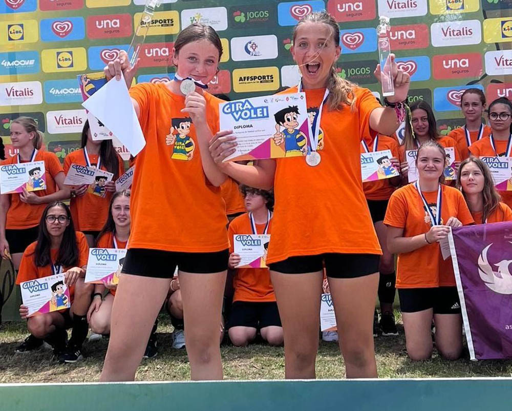 Sul Informação - AC Albufeira termina «época fantástica» no voleibol regional e nacional