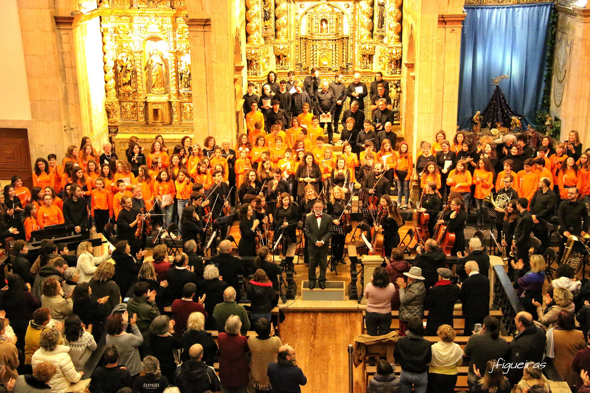 Sul Informação - Várias gerações juntam-se em palco no Concerto de Natal da Academia de Música de Portimão