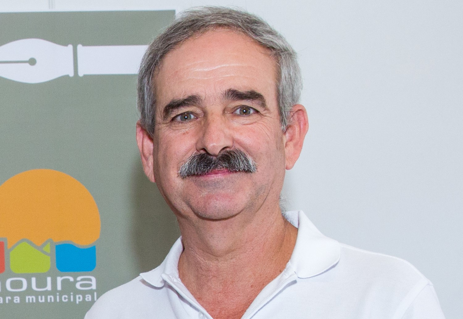 Sul Informação - Moura homenageia professor Francisco Honrado Pereira
