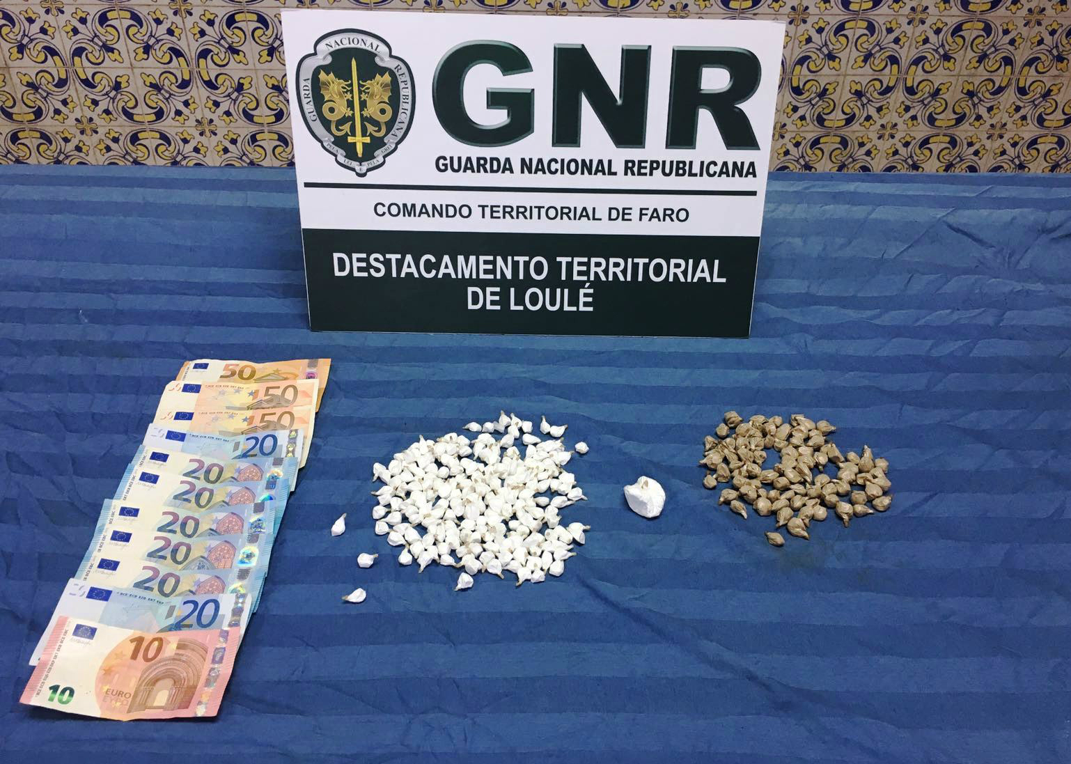 Sul Informação - GNR de Loulé apanha traficante em “Operação Stop” no Alentejo