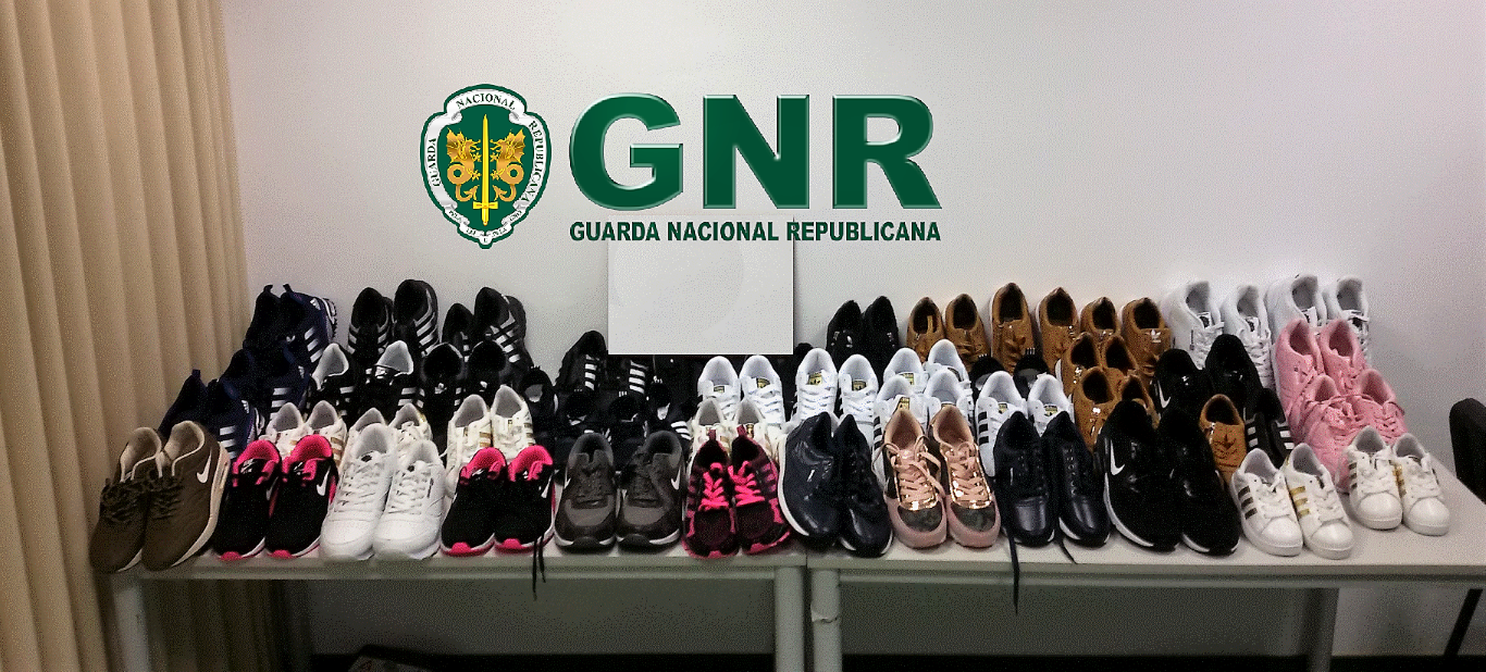 Sul Informação - GNR apreende 47 pares de sapatilhas contrafeitas em Alcoutim