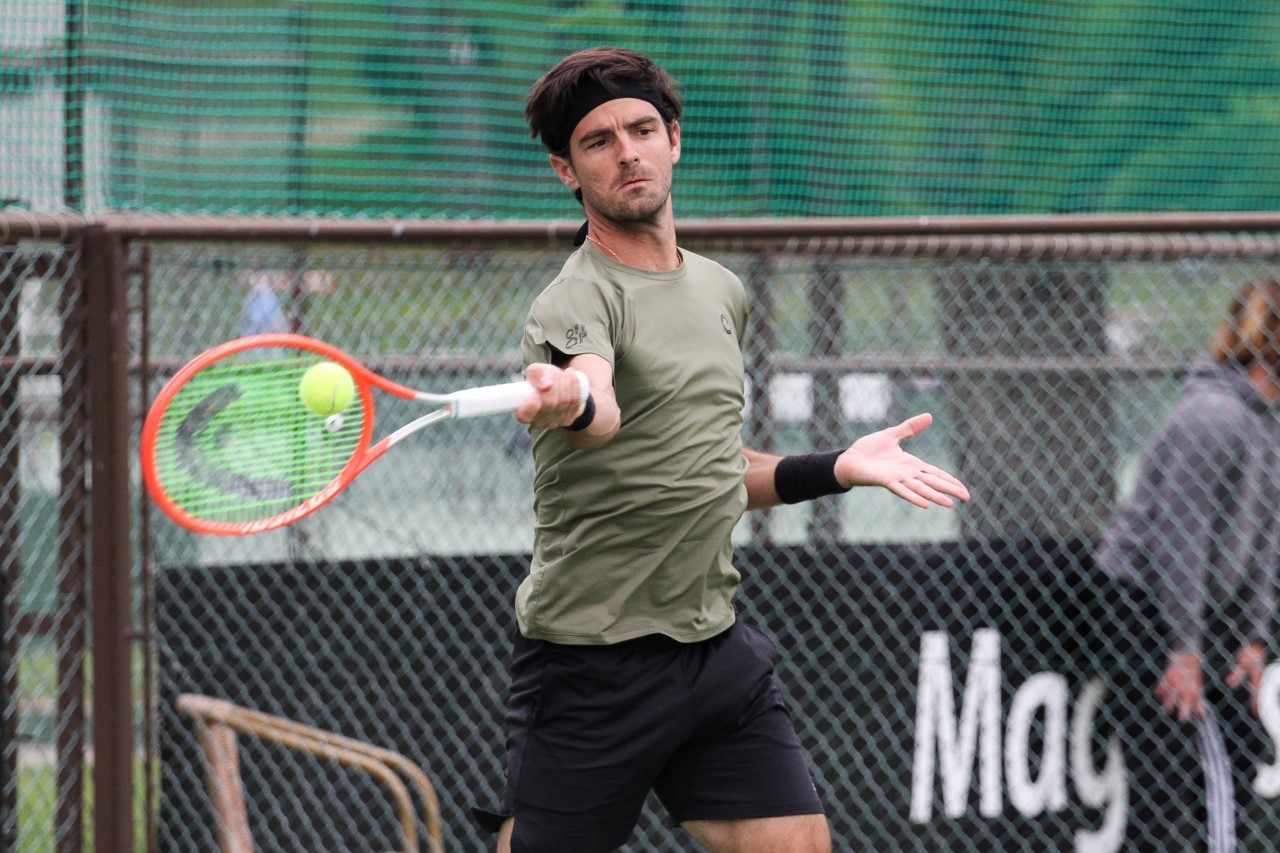 Sul Informação - Ténis: Gastão Elias garante lugar nas meias finais do Vale do Lobo Open