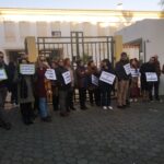 Sul Informação - Professores da secundária Pinheiro e Rosa manifestaram-se frente à escola