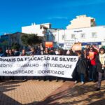 Sul Informação - Um caixão, um irmão metralha e forte adesão na greve distrital de professores no Algarve