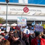 Sul Informação - Um caixão, um irmão metralha e forte adesão na greve distrital de professores no Algarve