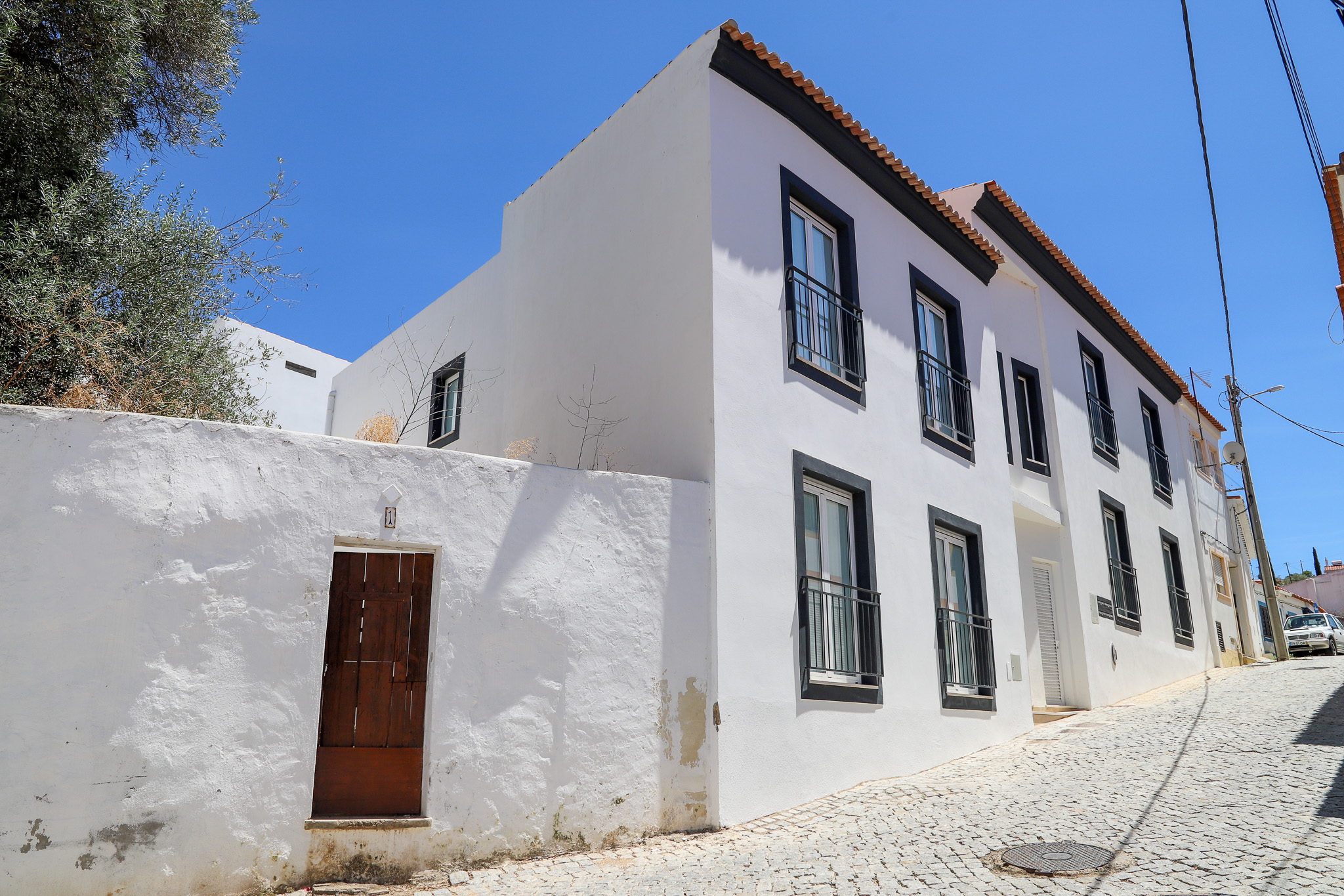 Sul Informação - Câmara de Alcoutim entrega novas casas a cinco famílias
