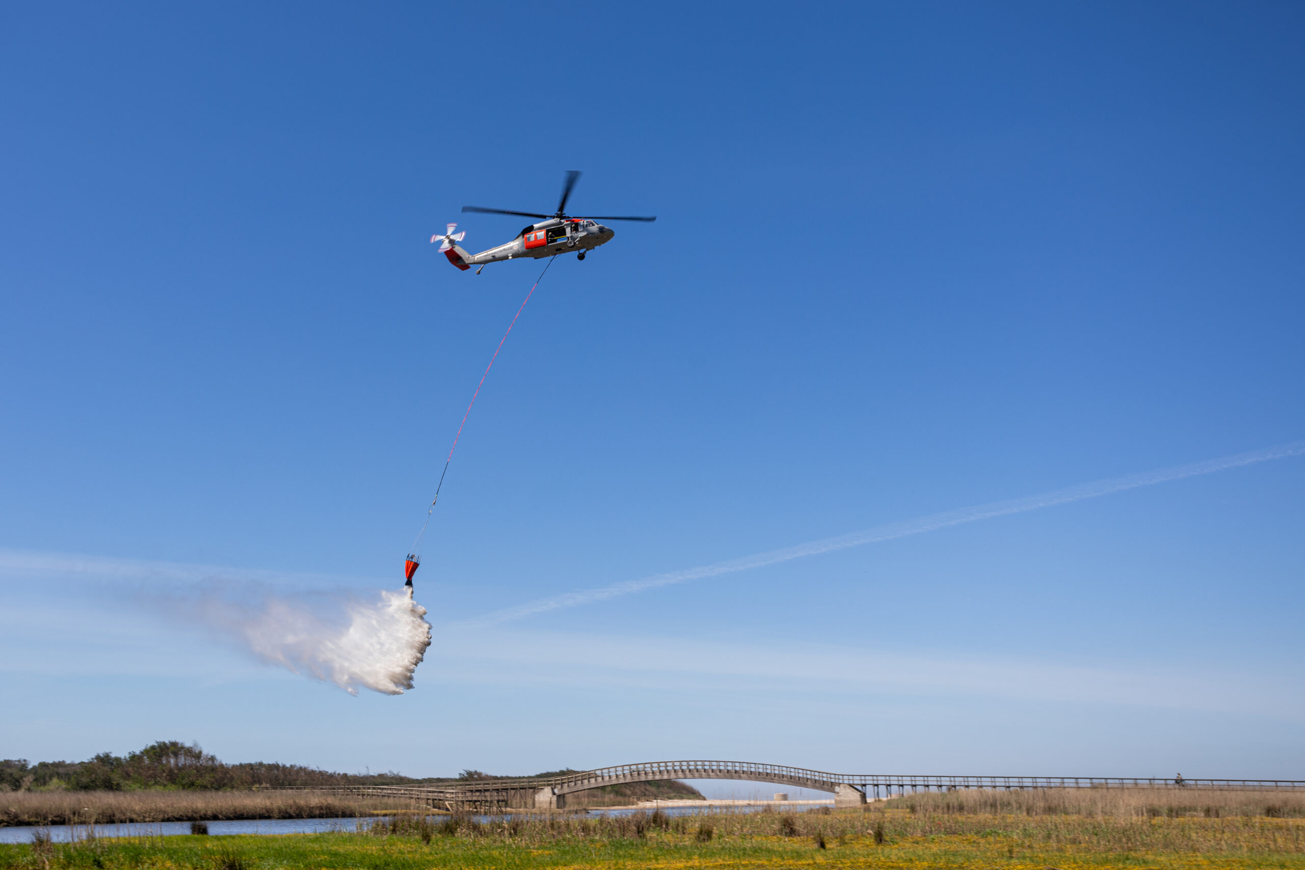 Sul Informação - Força Aérea compra mais três helicópteros para combate aos incêndios