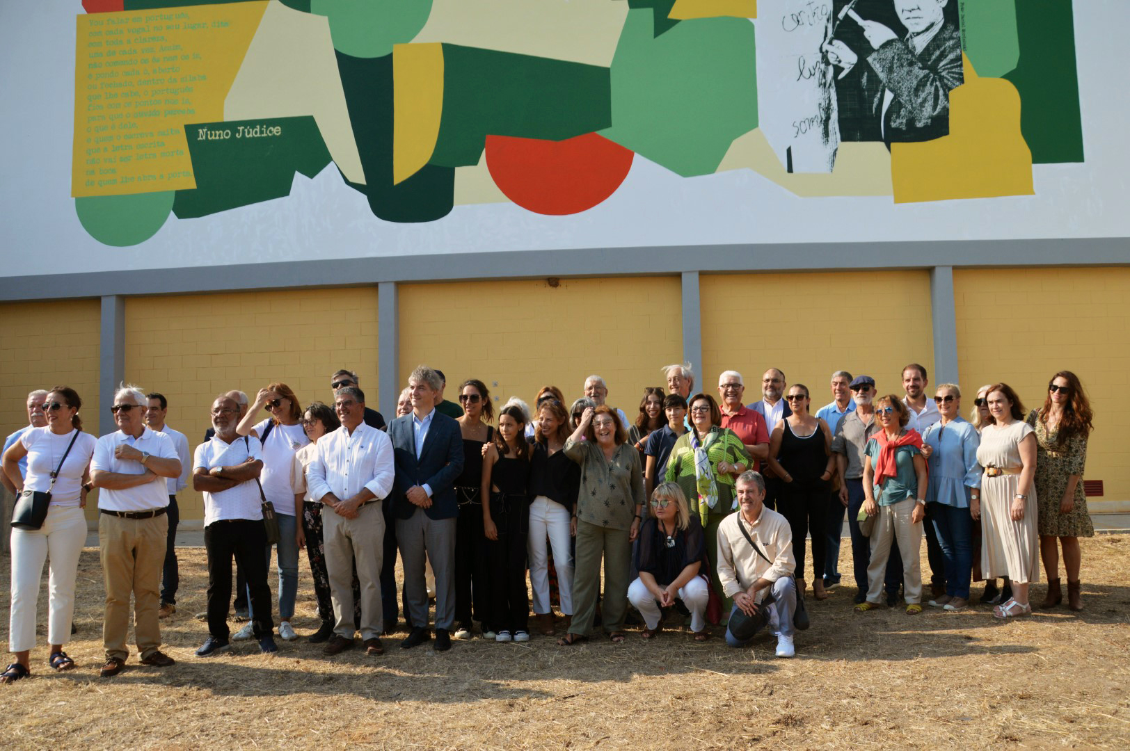Sul Informação - Nuno Júdice homenageado com mural, exposição no Museu e poemas à beira do Arade