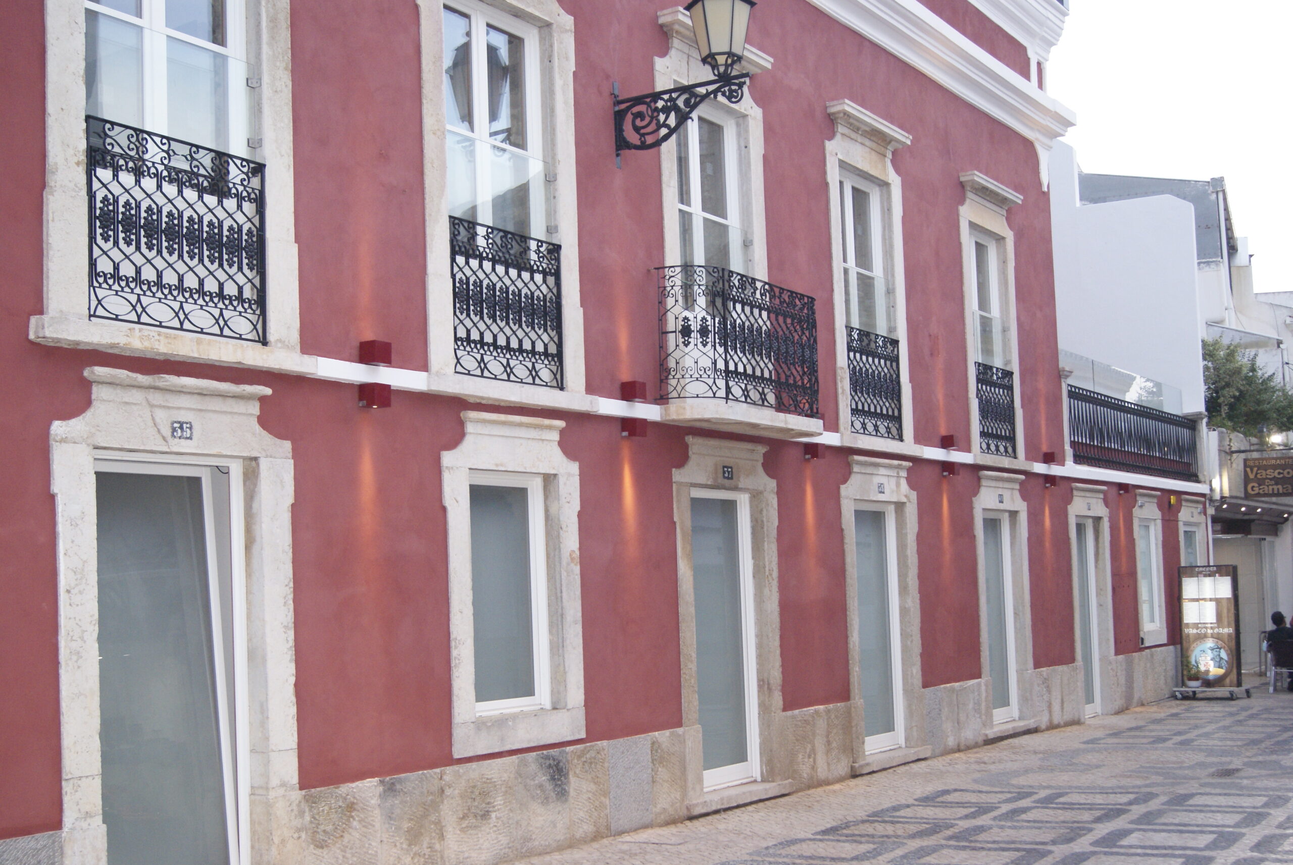 Sul Informação - CCDR Algarve e IFFRU visitaram projetos de reabilitação urbana