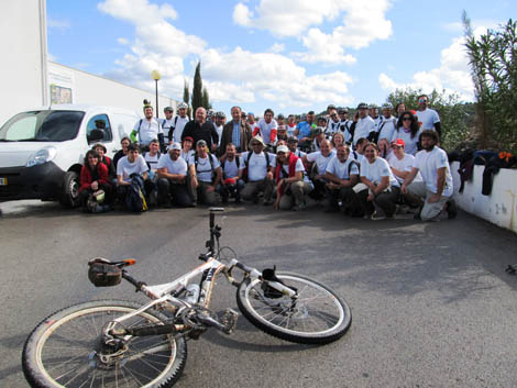Sul Informação - Uma centena de caminheiros e ciclistas fez a travessia da Via Algarviana
