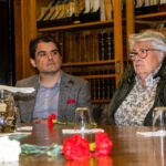Sul Informação - Cravos cultivados por Guilhermina em Tavira ajudaram a fazer o 25 de Abril