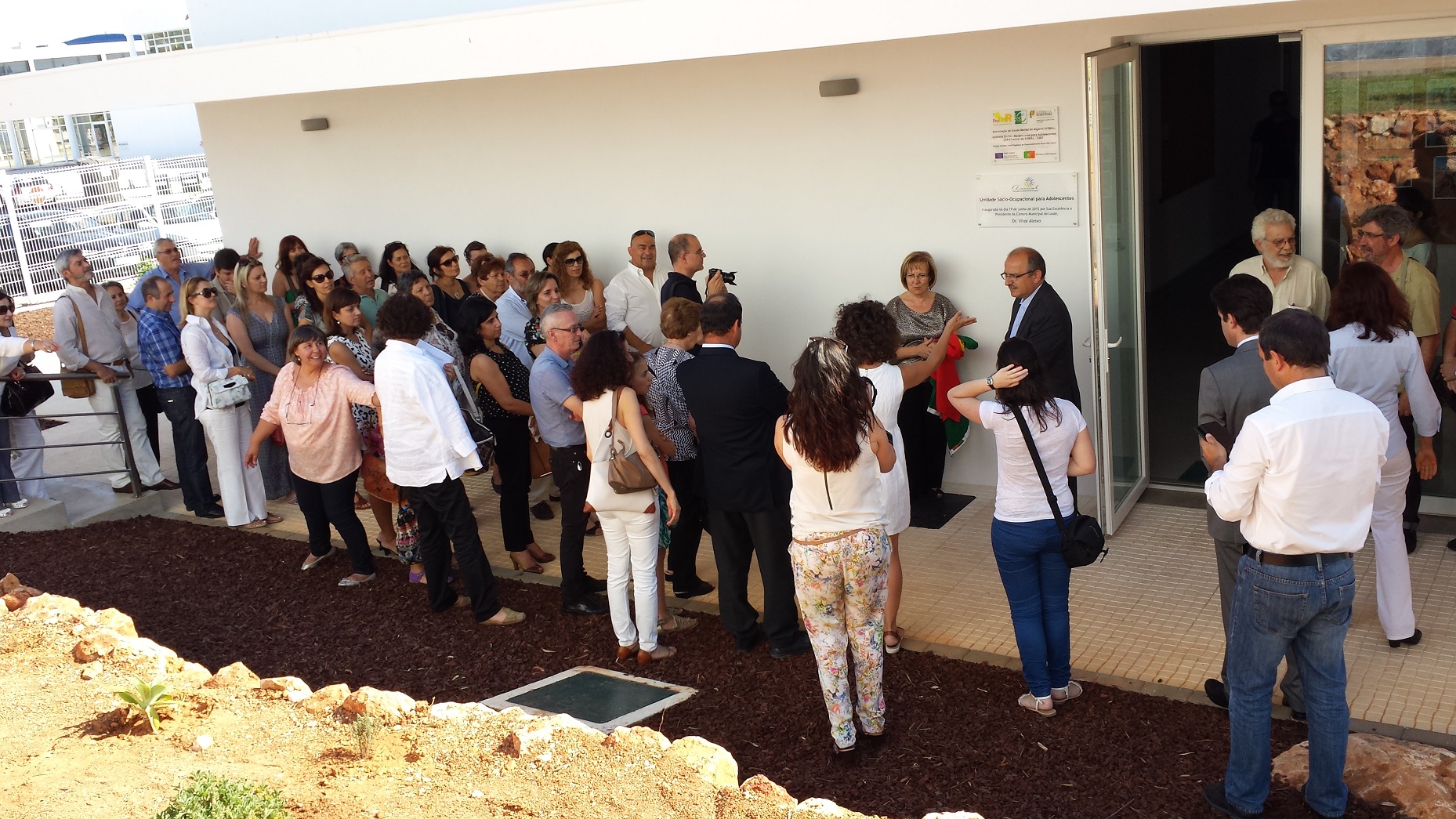 Sul Informação - Pioneiro equipamento da ASMAL para adolescentes foi inaugurado em Loulé