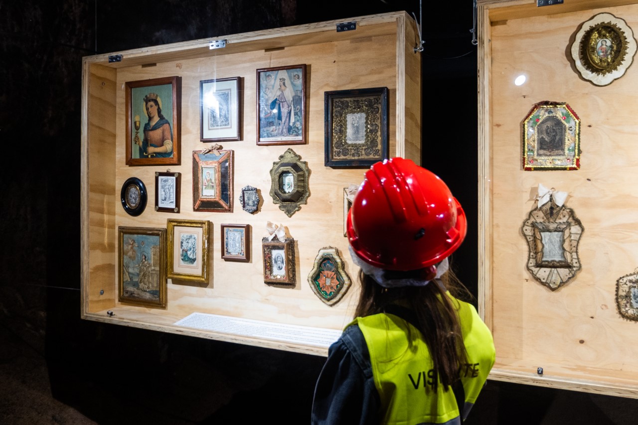 Sul Informação - Culto a Santa Bárbara encontrou “casa” numa galeria da mina de sal gema de Loulé