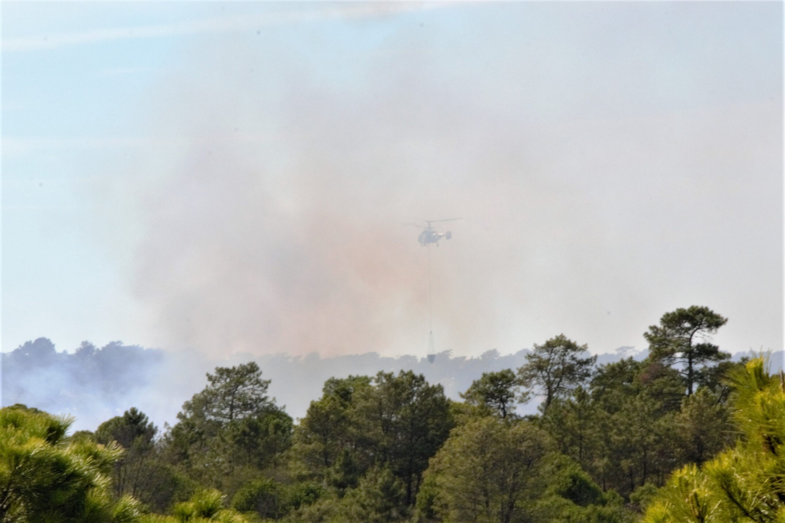 Sul Informação - Dois helicópteros combatem incêndio no Ludo