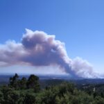 Sul Informação - 9 meios aéreos combatem fogo de Monchique que se dirige para o Autódromo e Bravura (com fotos)