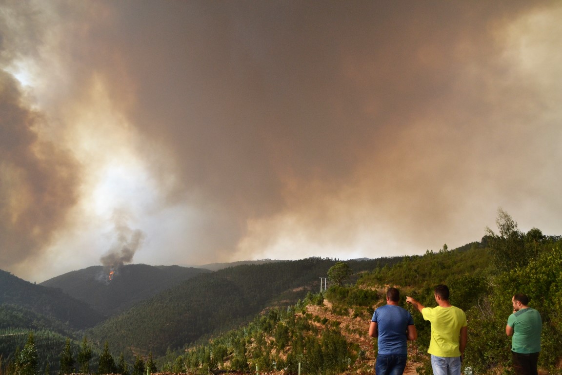 Sul Informação - Fotogaleria: As impressionantes imagens do incêndio de Monchique