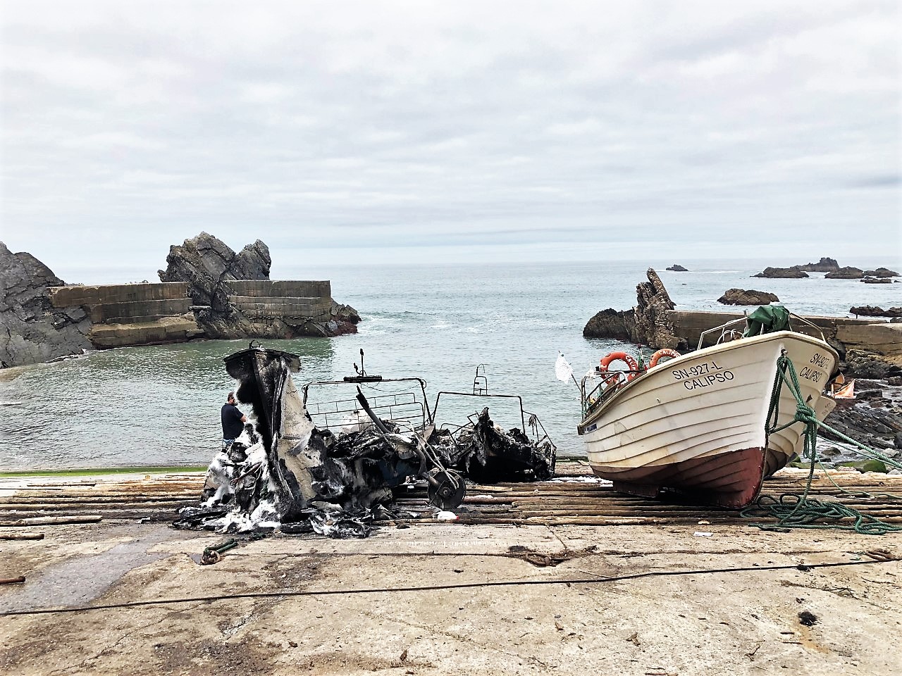 Sul Informação - Campanha ajuda pescadores da Azenha do Mar cujas embarcações arderam