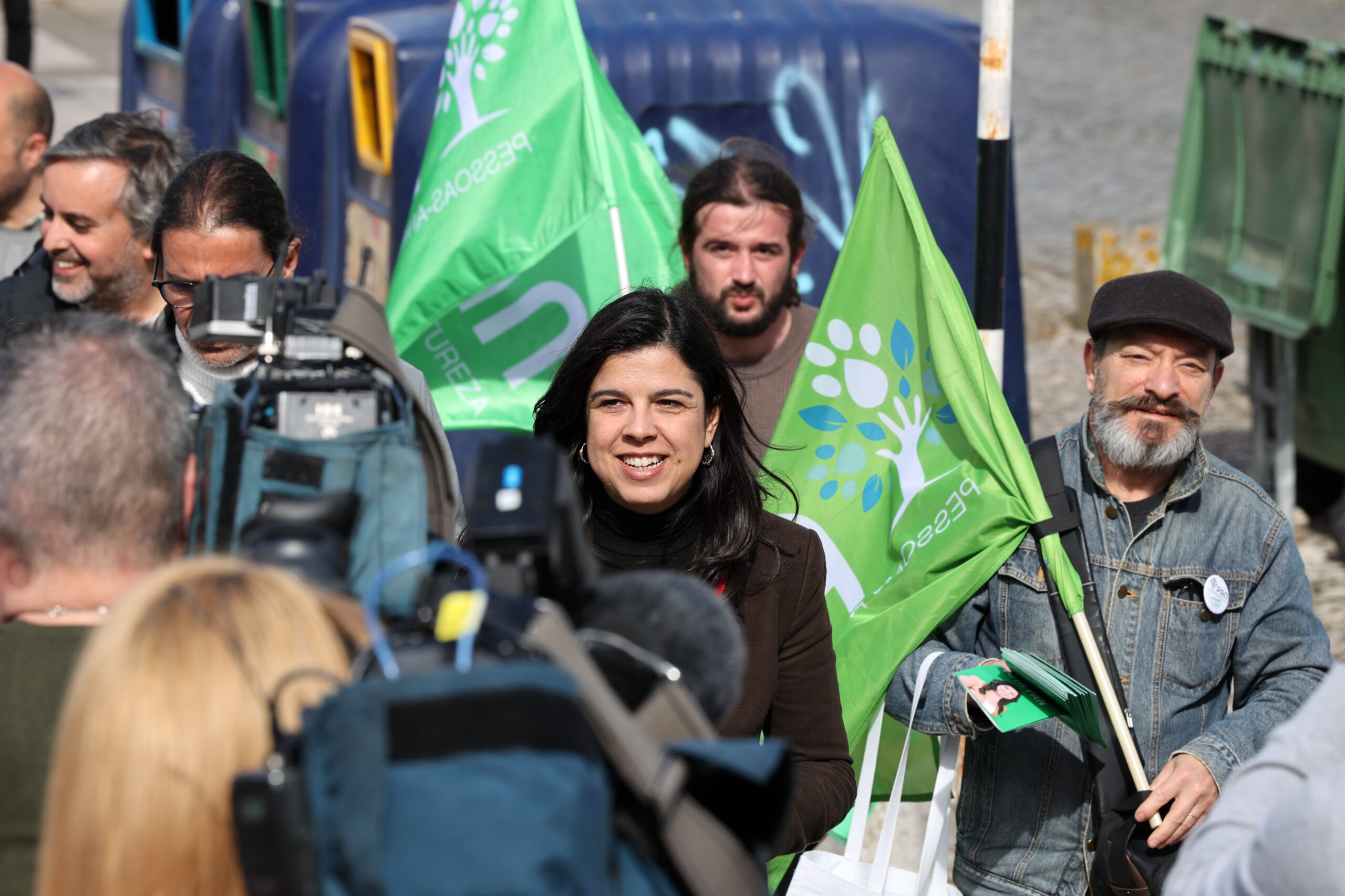 Sul Informação - PAN relaciona saídas de Paulo Baptista e Elza Cunha com «interesses pessoais»