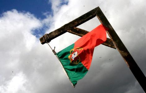 Sul Informação - Reitor da Universidade manifesta «solidariedade inequívoca para com o artista Élsio Menau»