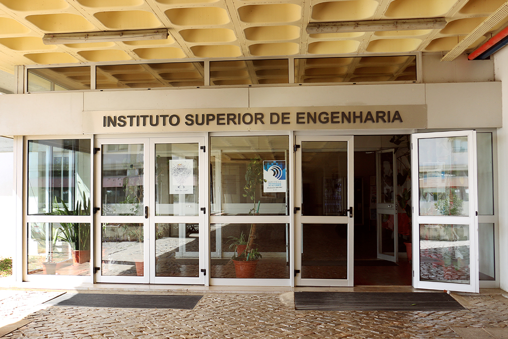 Sul Informação - Workshop na UAlg quer ajudar a «melhorar o desempenho dos alunos em Matemática»