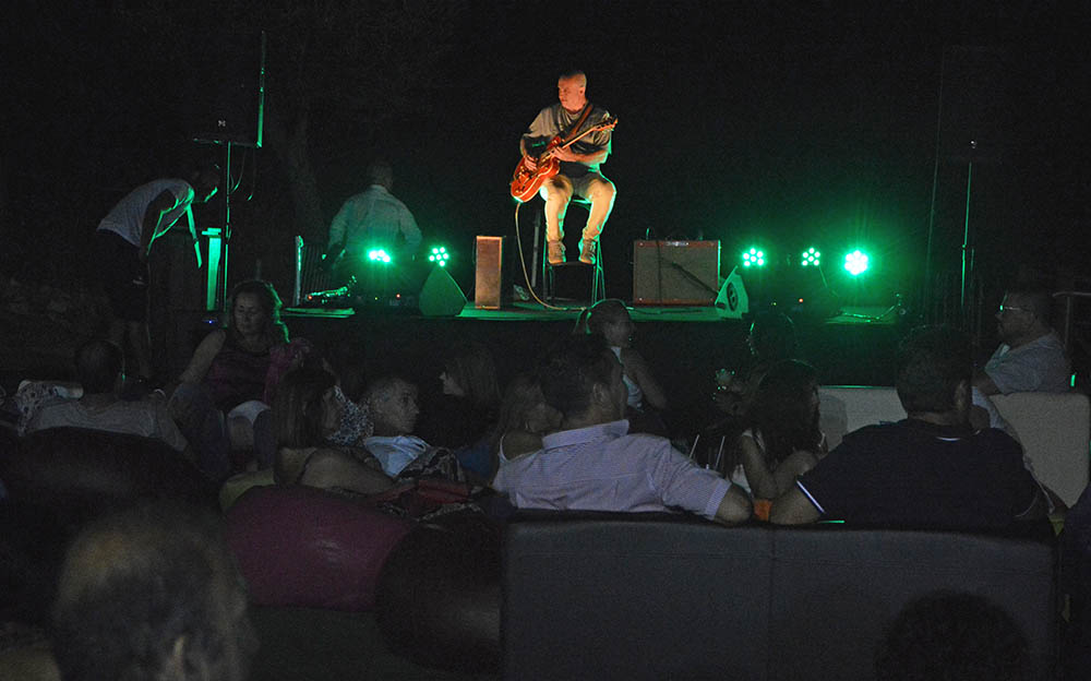 Sul Informação - Salvador e os seus Alma Nuestra muito aplaudidos no Lagoa Jazz Fest, que continua hoje e amanhã