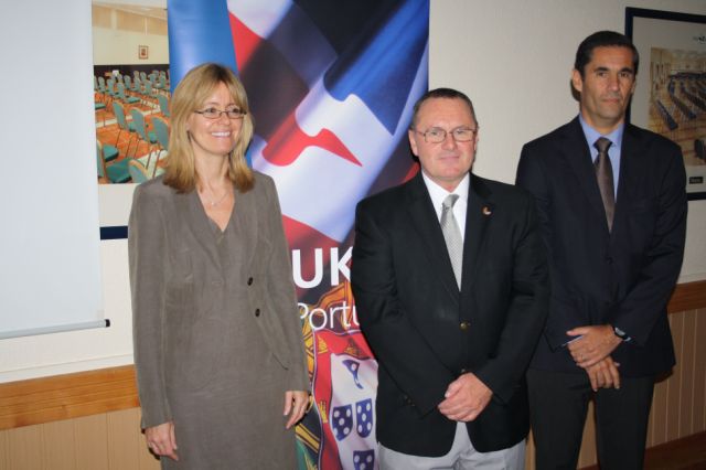 Sul Informação - Embaixadora do Reino Unido em Portugal preside a encontro em Albufeira