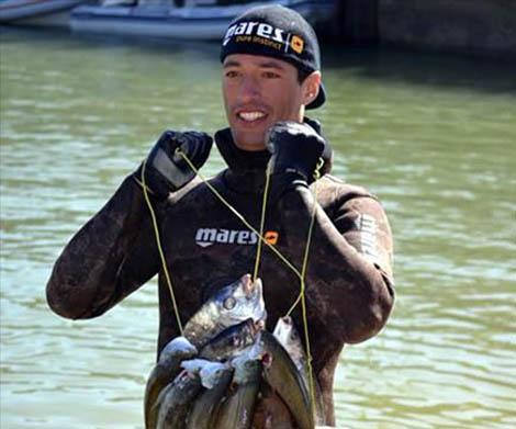 Sul Informação - O algarvio Jody é o primeiro português campeão mundial de pesca submarina
