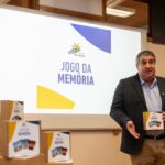 Sul Informação - Junta de Freguesia de Ferreiras oferece Jogo da Memória especial aos alunos