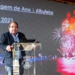 Sul Informação - Com Rui Veloso, “Não há estrelas no céu”, mas há skydive na passagem de ano de Albufeira