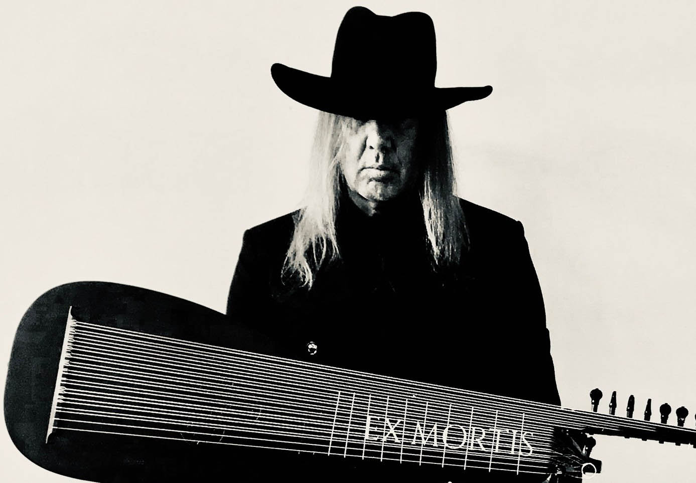 Sul Informação - Músico neerlandês Jozef van Wissem dá concerto no Teatro Pax Julia em Beja