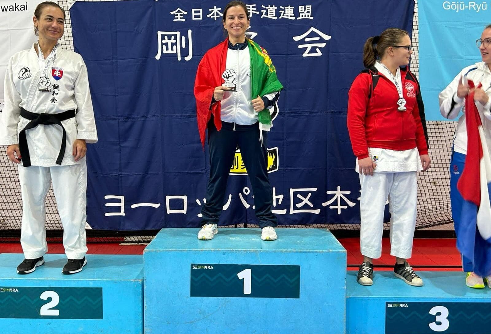 Sul Informação - Karate: Atletas de Moura sobem ao pódio no Campeonato Europeu de Seiwakai Goju Ryu
