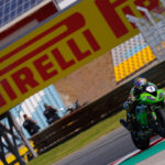 Sul Informação - Mundial SBK: Jonathan Rea foi mais forte no arranque no Autódromo do Algarve