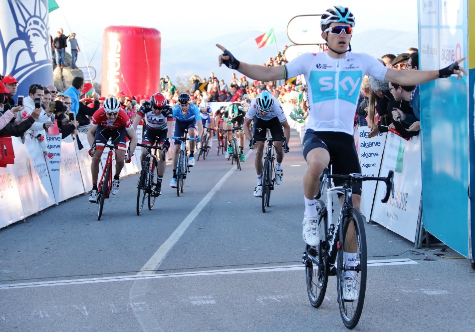 Sul Informação - Kwiatkowski ganha 2ª etapa, mas é Geraint Thomas o novo camisola amarela da Volta ao Algarve