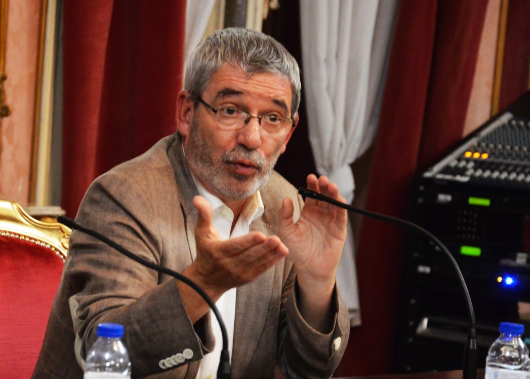 Sul Informação - «Intervenções que marcam» de António Branco já estão reunidas em livro