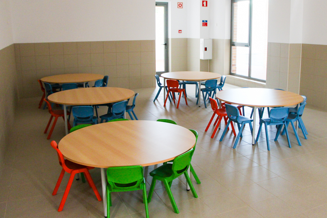 Sul Informação - Neste novo lar, creche e centro de dia, há lugar para avós e netos
