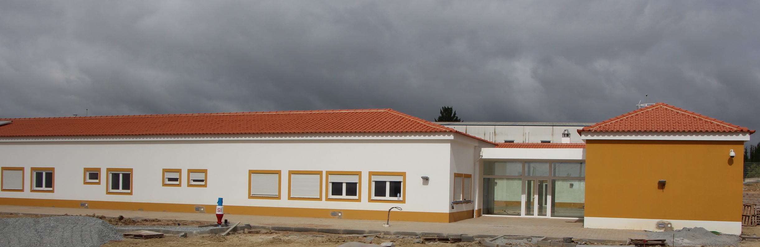 Sul Informação - Câmara de Alcoutim cede novo lar de idosos ao Centro Paroquial de Martim Longo