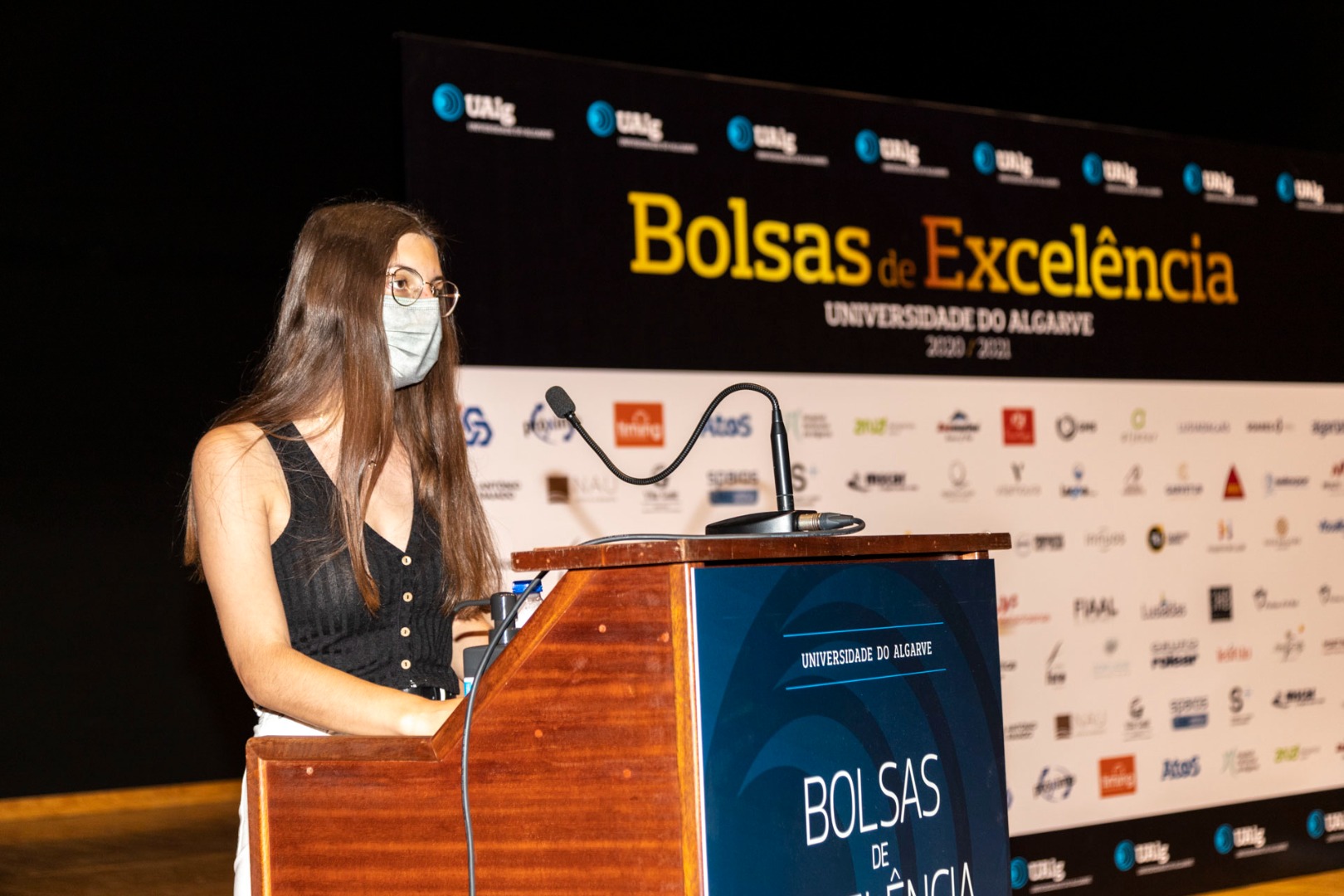 Sul Informação - Universidade do Algarve premiou 57 alunos com Bolsas de Excelência