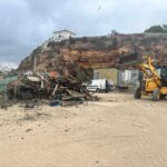 Sul Informação - Mais de 10 mil quilos de resíduos recolhidos dos apoios de pesca da Praia da Angrinha 