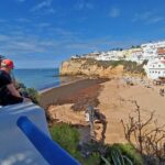 Sul Informação - Limpeza das algas já começou na Praia do Carvoeiro