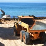 Sul Informação - Limpeza das algas já começou na Praia do Carvoeiro