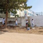 Sul Informação - Jovens de Olhão unem-se à MOJU para limpar e pintar Bairro do Fundo de Fomento