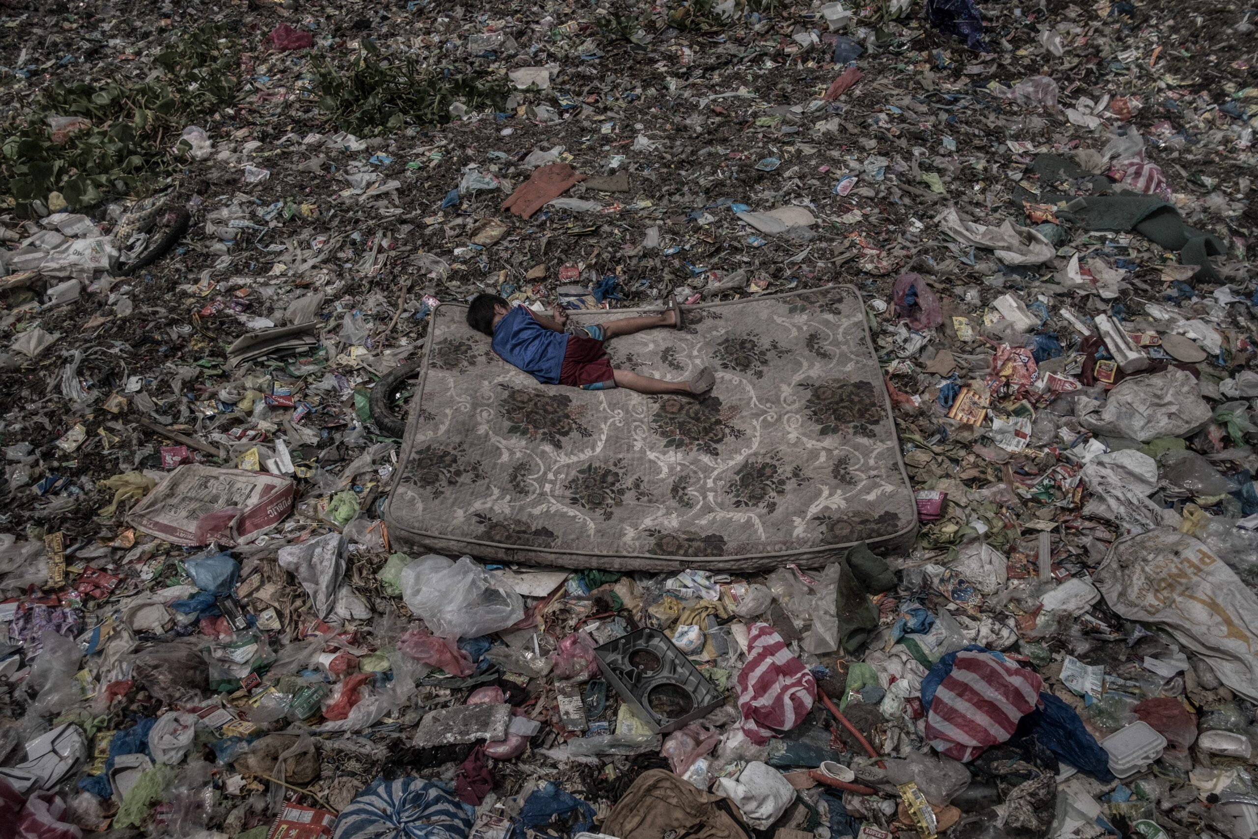 Sul Informação - Exposição de fotografia alerta para impacto perigoso da poluição